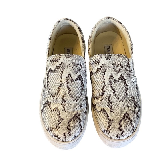 Steve Madden Women's Gills‎ Classic Slip-On Fashion Sneaker, Bone Snake 6.5 - Picture 1 of 10